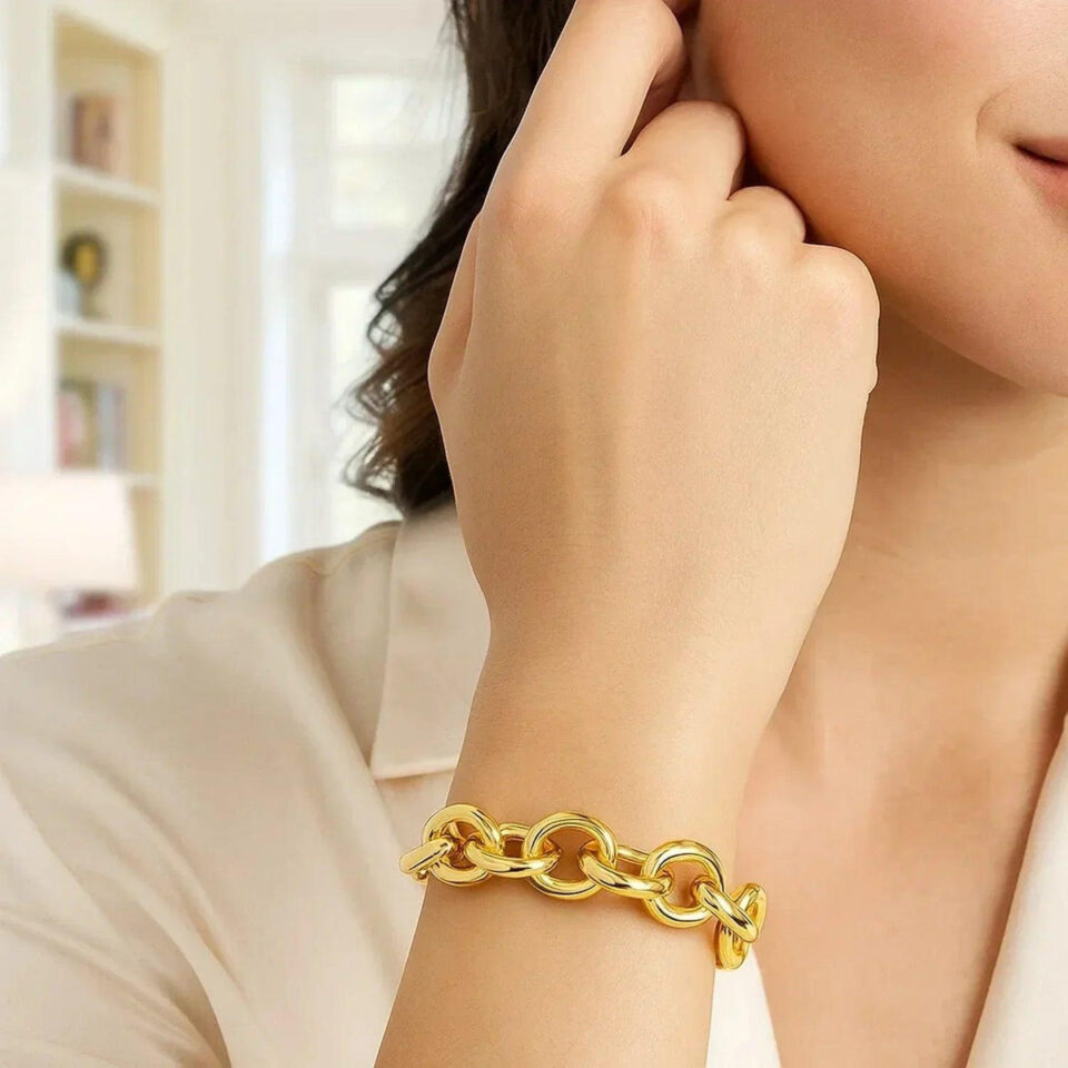 14K Yellow Gold Round Bracelet