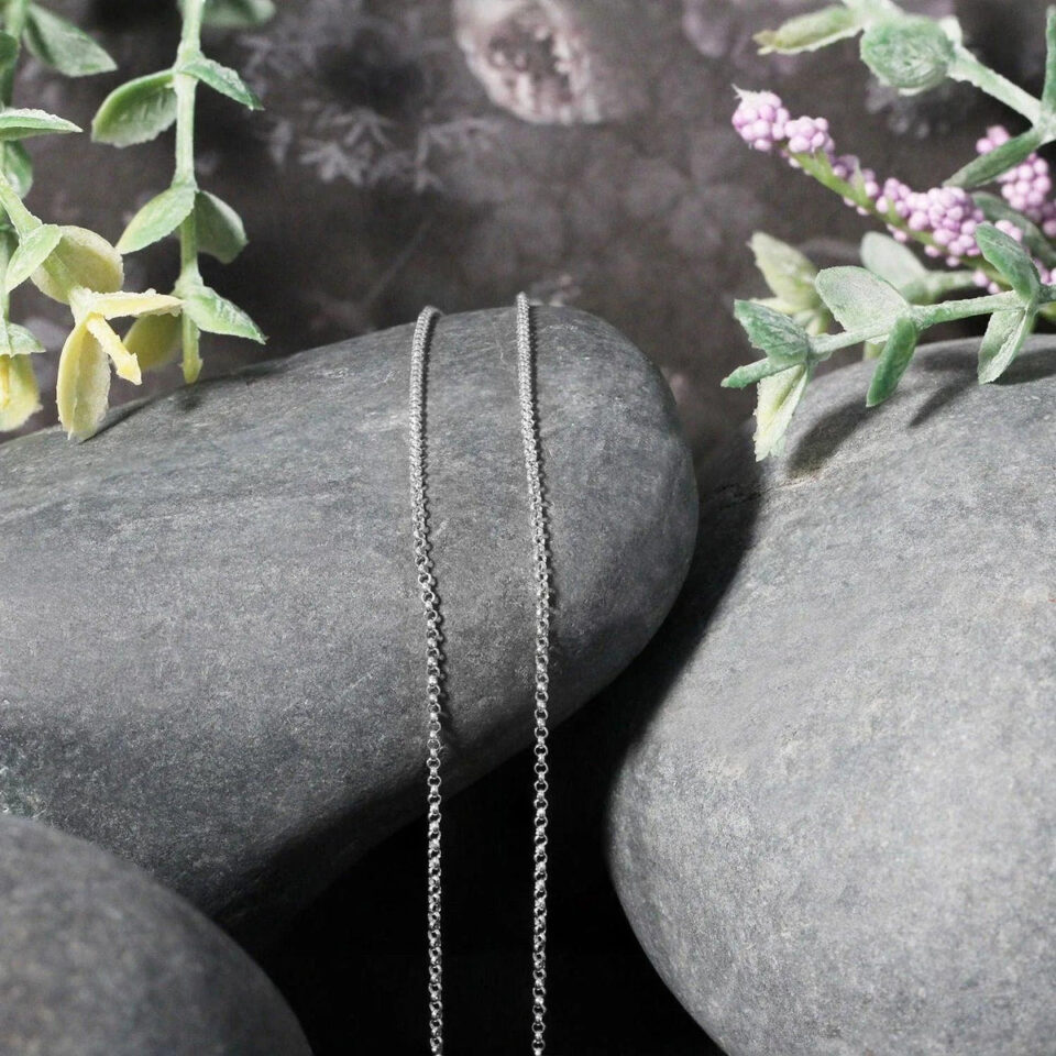 14K White Gold Rolo Chain