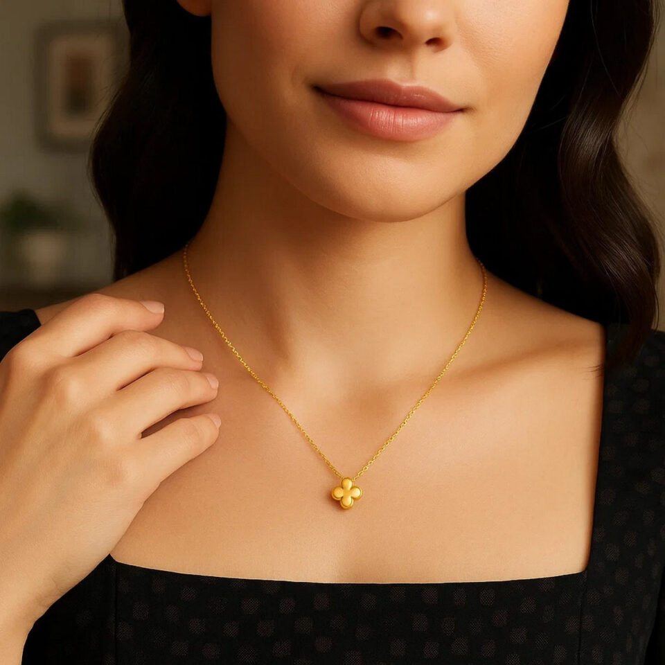 14K Yellow Gold Puffed Mini Clover Pendant
