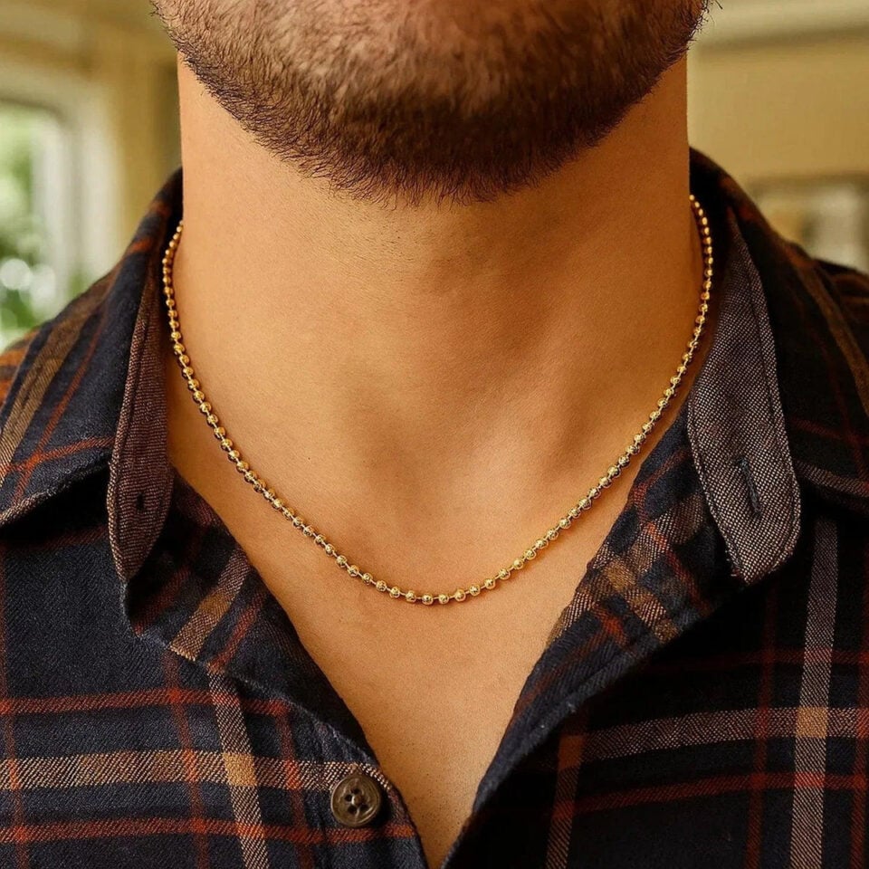 Moon bead chain in solid 14K yellow gold, view 5