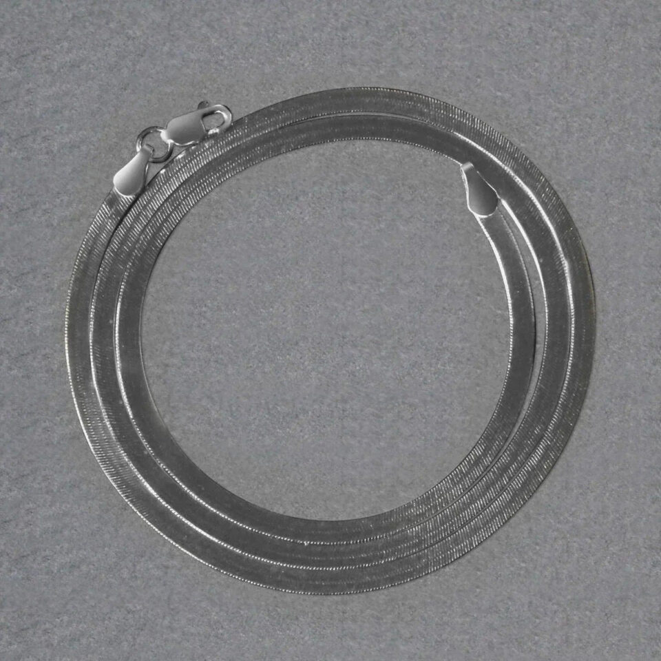 D92089662_6.jpg