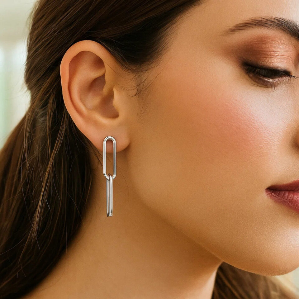 14K White Gold Double Link Paperclip Drop
